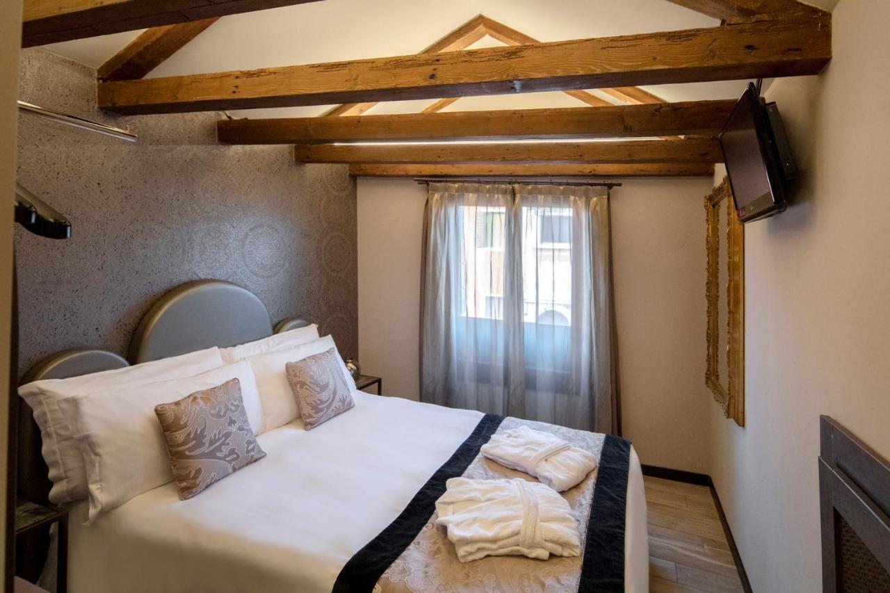 Alle Guglie Boutique Hotel Venezia Esterno foto