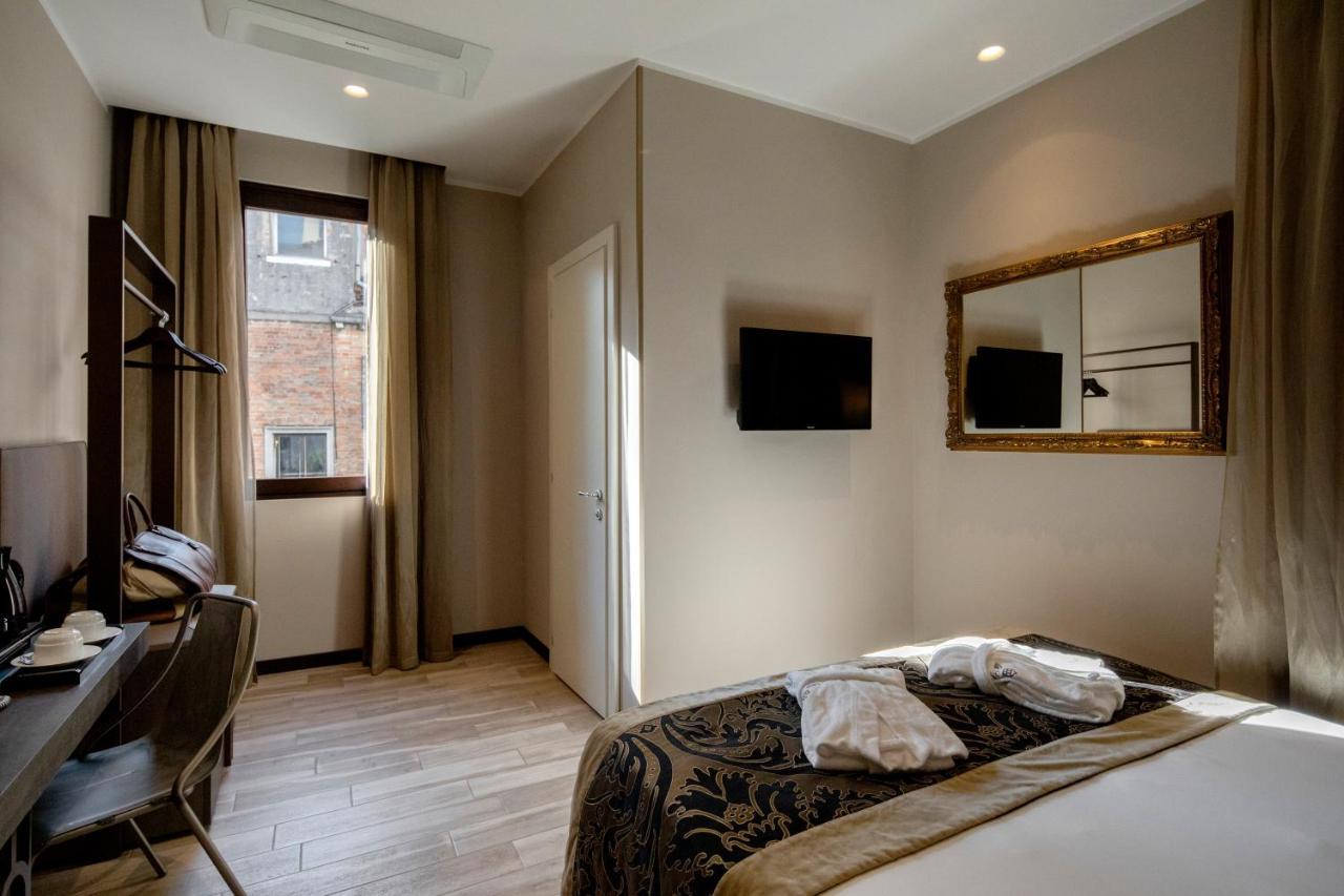 Alle Guglie Boutique Hotel Venezia Esterno foto