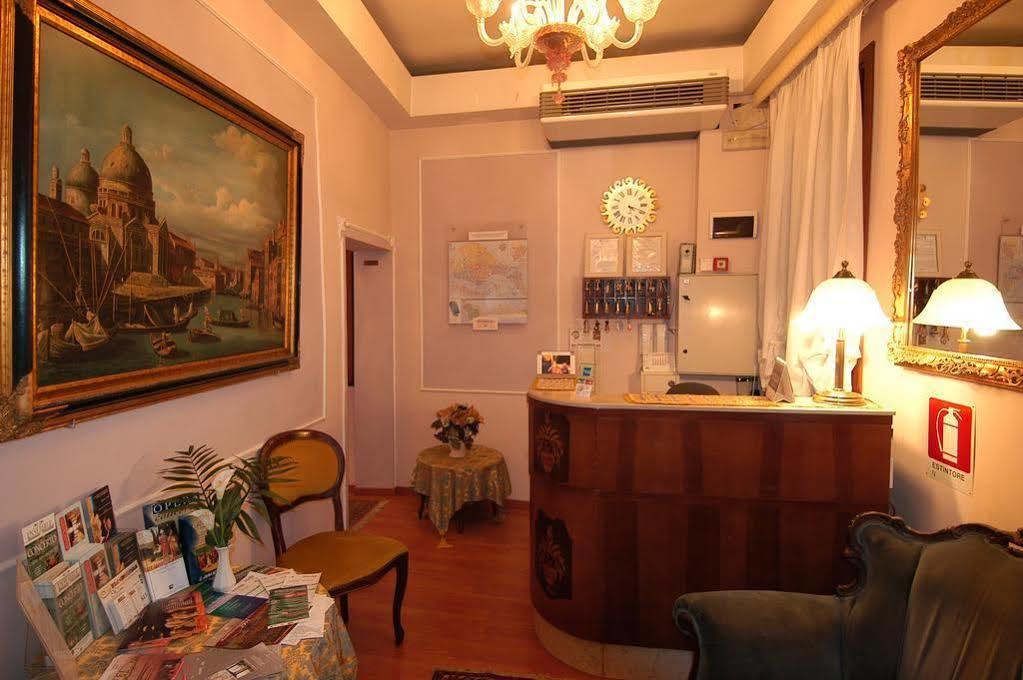 Alle Guglie Boutique Hotel Venezia Esterno foto